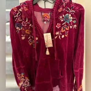 Johnny Was Tinasha Velour Pullover hoodie